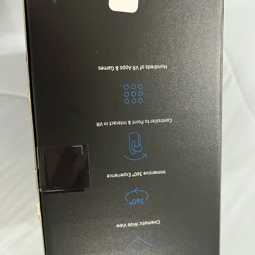Samsung Black Fitness Tracker